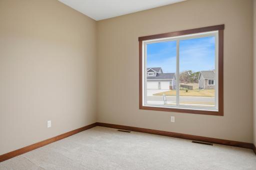1306 18th Street NE, Austin, MN 55912