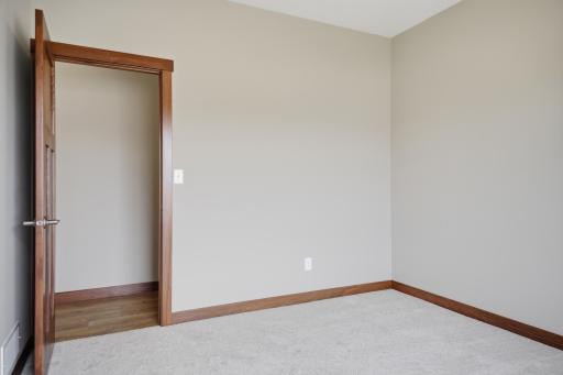 1306 18th Street NE, Austin, MN 55912