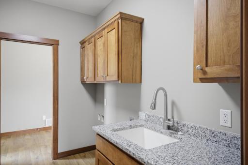 1306 18th Street NE, Austin, MN 55912