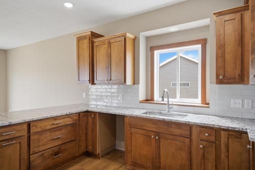 1306 18th Street NE, Austin, MN 55912