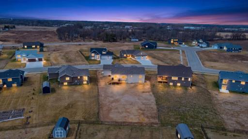 1306 18th Street NE, Austin, MN 55912