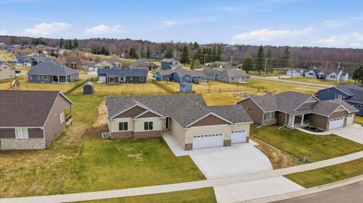1306 18th Street NE, Austin, MN 55912