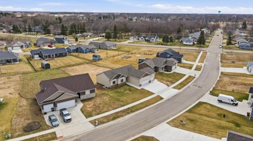 1306 18th Street NE, Austin, MN 55912