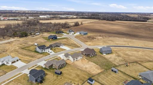 1306 18th Street NE, Austin, MN 55912