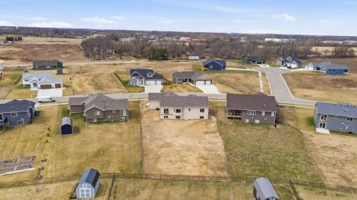 1306 18th Street NE, Austin, MN 55912