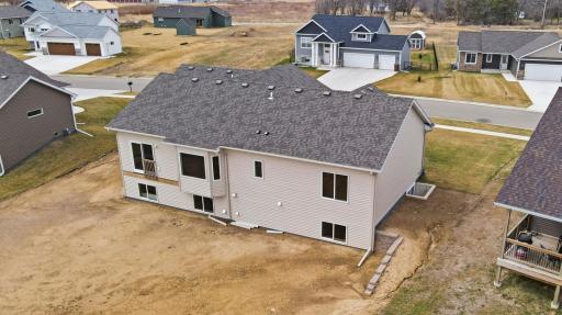 1306 18th Street NE, Austin, MN 55912
