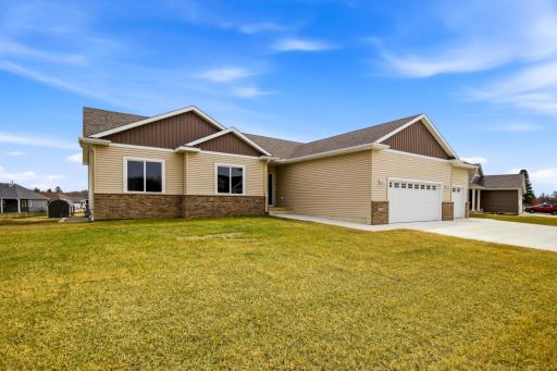 1306 18th Street NE, Austin, MN 55912