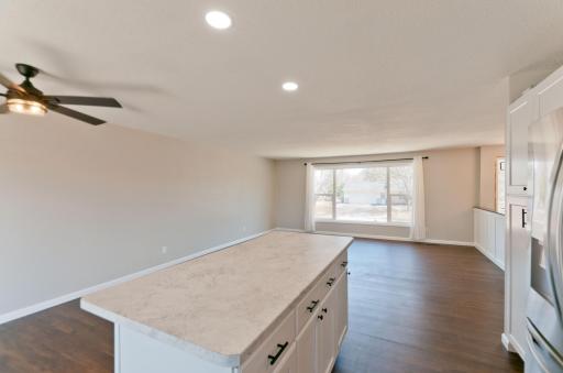 932 Yorkshire Avenue, Rice Lake, WI 54868