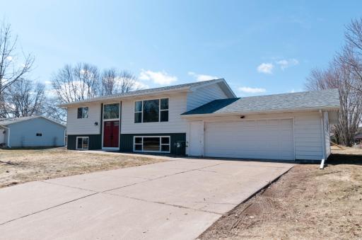 932 Yorkshire Avenue, Rice Lake, WI 54868
