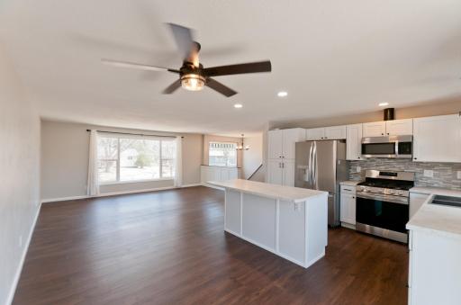 932 Yorkshire Avenue, Rice Lake, WI 54868
