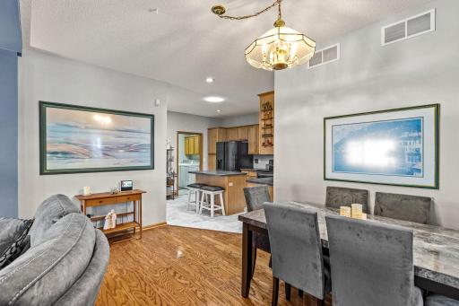 5787 Prairie Ridge Drive, 123, Shoreview, MN 55126