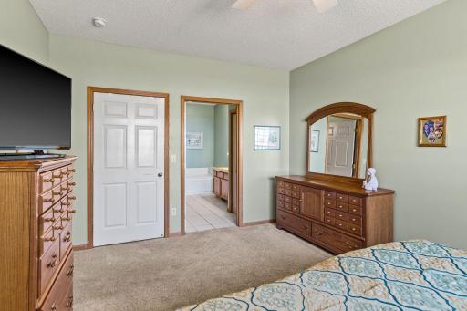 5787 Prairie Ridge Drive, 123, Shoreview, MN 55126