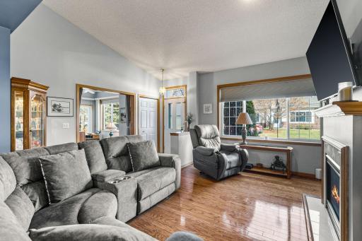 5787 Prairie Ridge Drive, 123, Shoreview, MN 55126