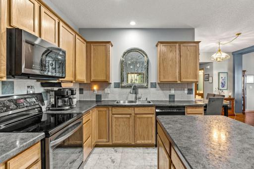 5787 Prairie Ridge Drive, 123, Shoreview, MN 55126