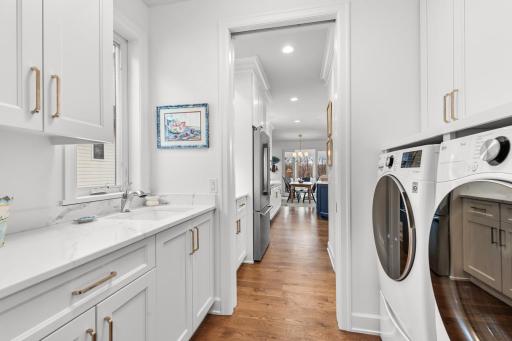 Integrated laundry space for everyday convenience