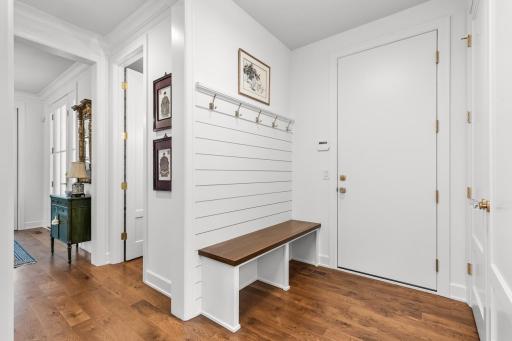7070 Highland Court, Eden Prairie, MN 55346