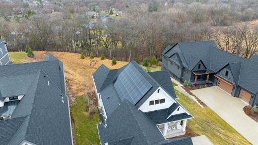 State-of-the-art rooftop solar array Designed to offset entire homeâs annual electricity usage