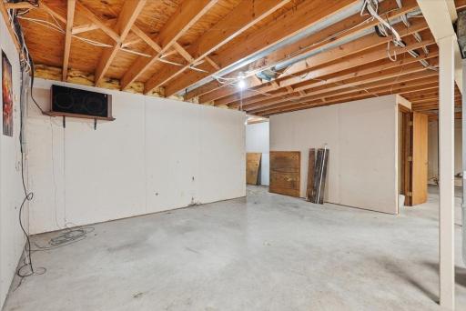 2082 Asplund Road, New Richmond, WI 54017
