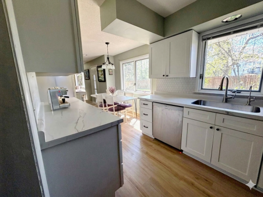 15800 Valley View Road, Eden Prairie, MN 55344