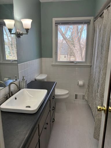 15800 Valley View Road, Eden Prairie, MN 55344