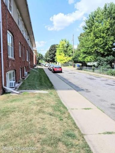1703, 1702 Ashland and Laurel Avenue, Saint Paul, MN 55104