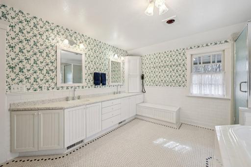 15 2nd Avenue SW, Oronoco, MN 55960