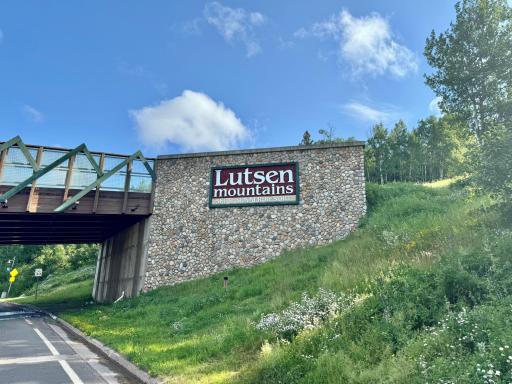 511 Moose Mountain Drive, Tofte, MN 55615