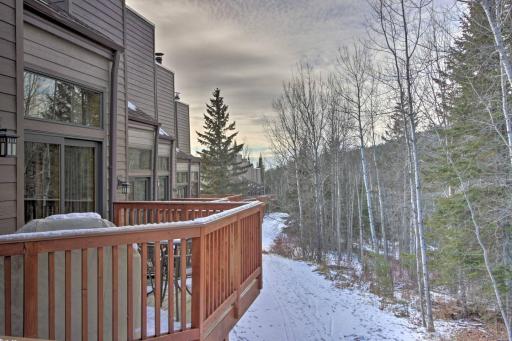 511 Moose Mountain Drive, Tofte, MN 55615