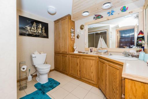 1053 Lake Avenue, Detroit Lakes, MN 56501