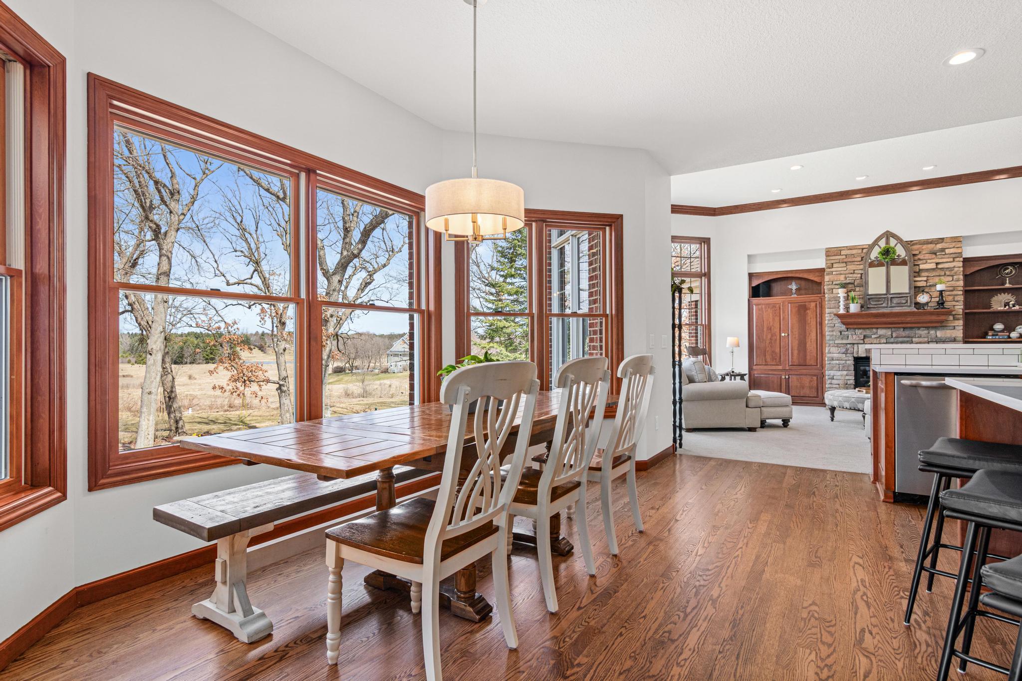 Dining area with easy access to the deck, perfect for everyday meals and entertaining.