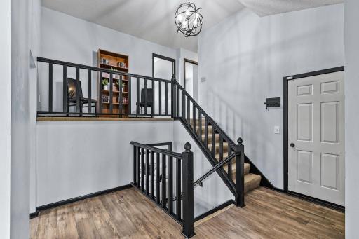 16408 Griffon Trail, Lakeville, MN 55044