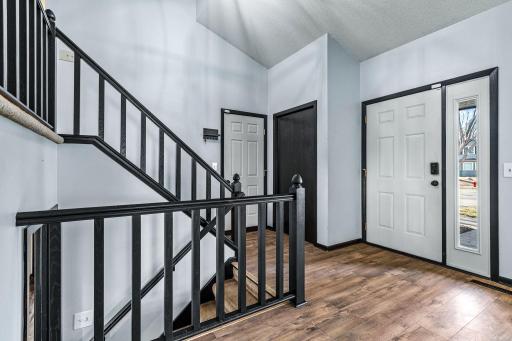 16408 Griffon Trail, Lakeville, MN 55044