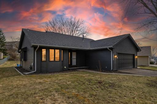 16408 Griffon Trail, Lakeville, MN 55044