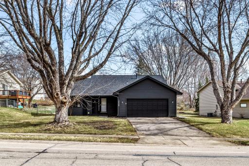 16408 Griffon Trail, Lakeville, MN 55044