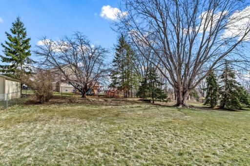 16408 Griffon Trail, Lakeville, MN 55044