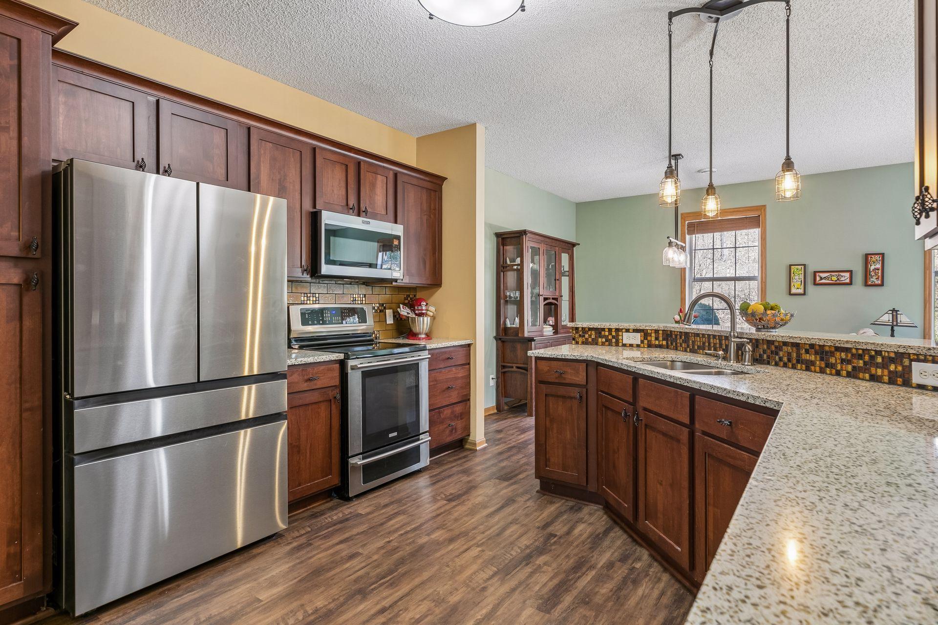 Spacious layout with modern finishes throughout