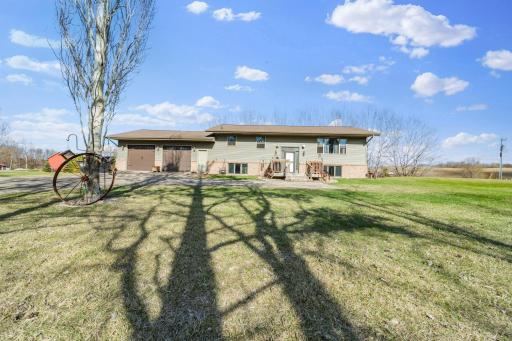 11048 Alcott Drive, Sauk Centre, MN 56378