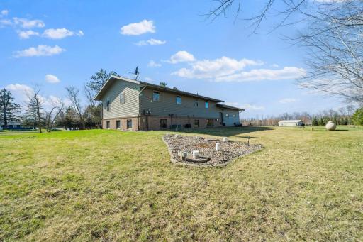 11048 Alcott Drive, Sauk Centre, MN 56378