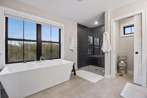11724 Azure Lane, Inver Grove Heights, MN 55077