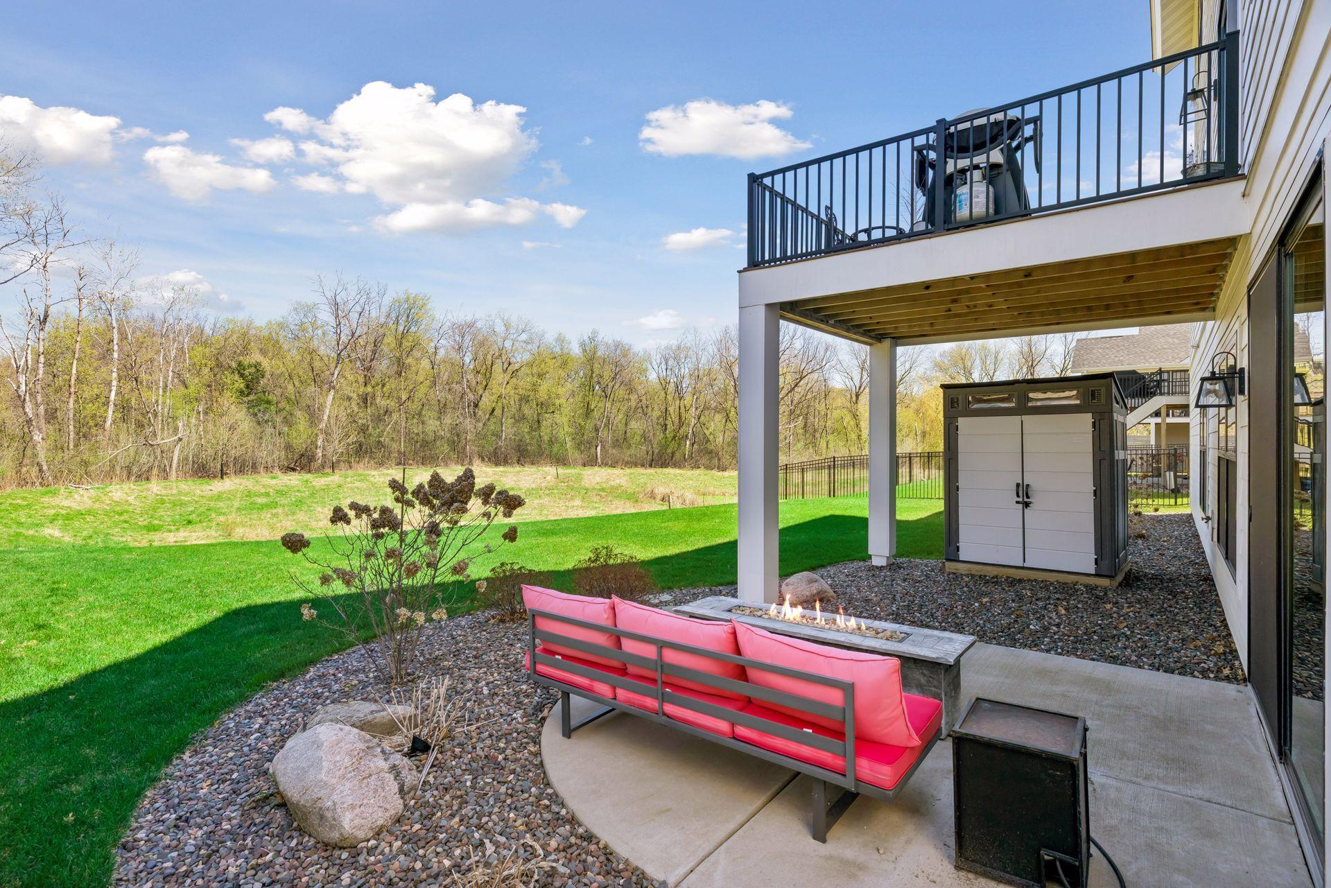 Walkout. Serene. Private.