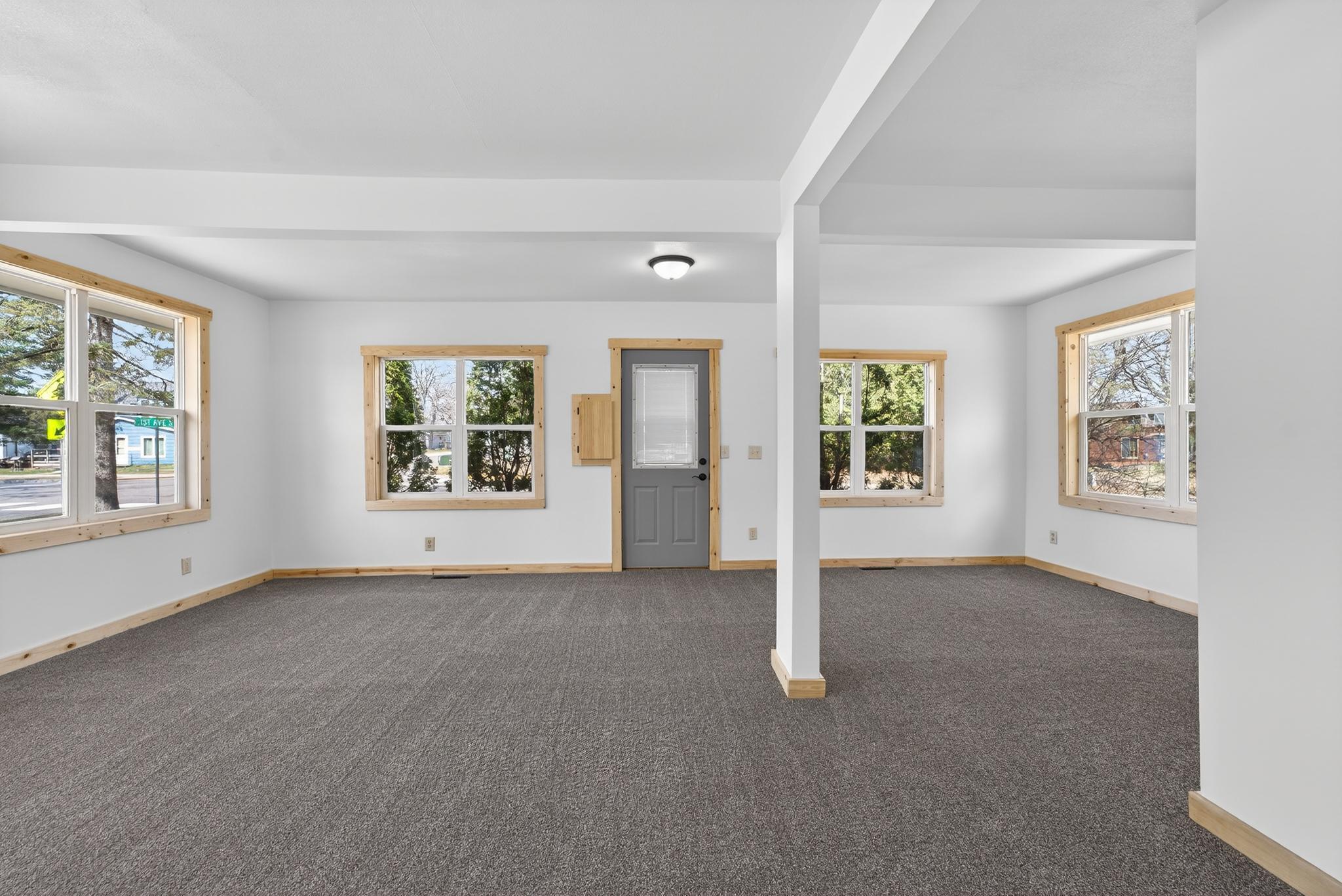 Livingroom new windows, carpet, walls, paint - move in and enjoy.