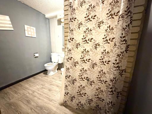 613 Pennsylvania Avenue, Adrian, MN 56110