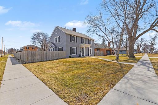 301 SE 3rd Avenue SE, Pipestone, MN 56164