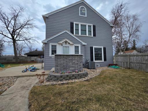 301 SE 3rd Avenue SE, Pipestone, MN 56164