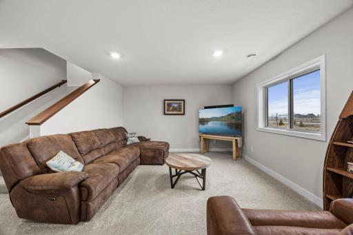 14341 Alder Way, Rosemount, MN 55068