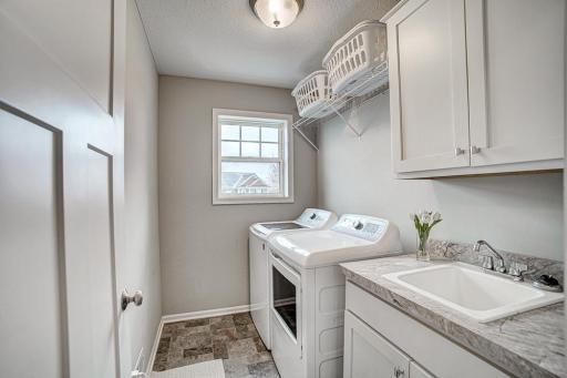 2046 Highland Circle, Hudson, WI 54016