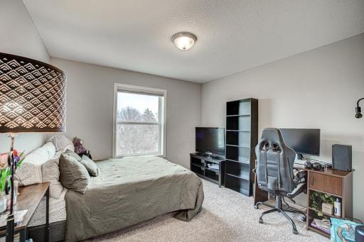 2046 Highland Circle, Hudson, WI 54016