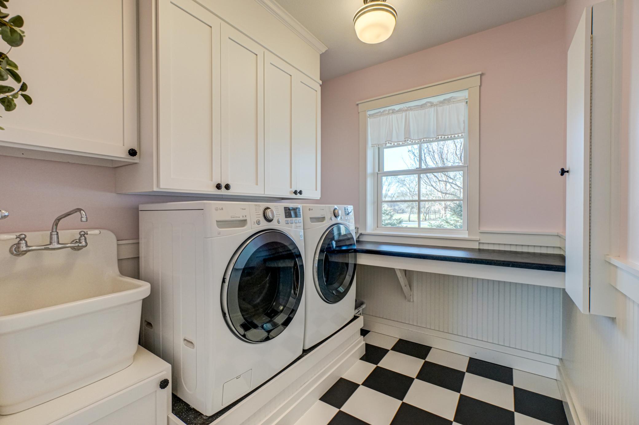 877 Yellowstone Trail-70.jpg