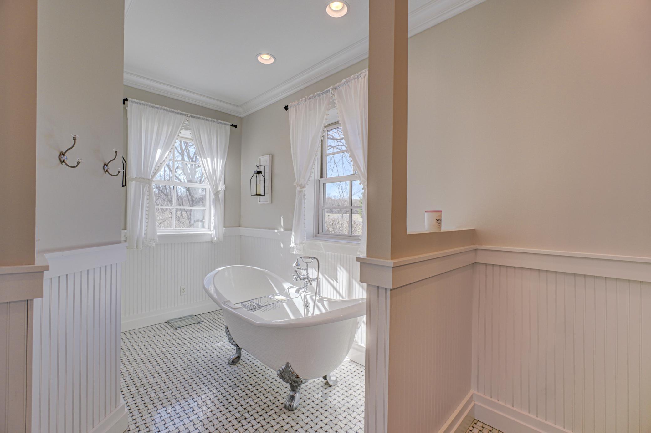 877 Yellowstone Trail-78.jpg