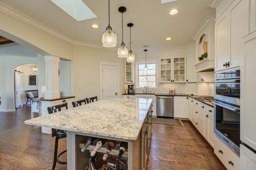 877 Yellowstone Trail, Hudson, WI 54016